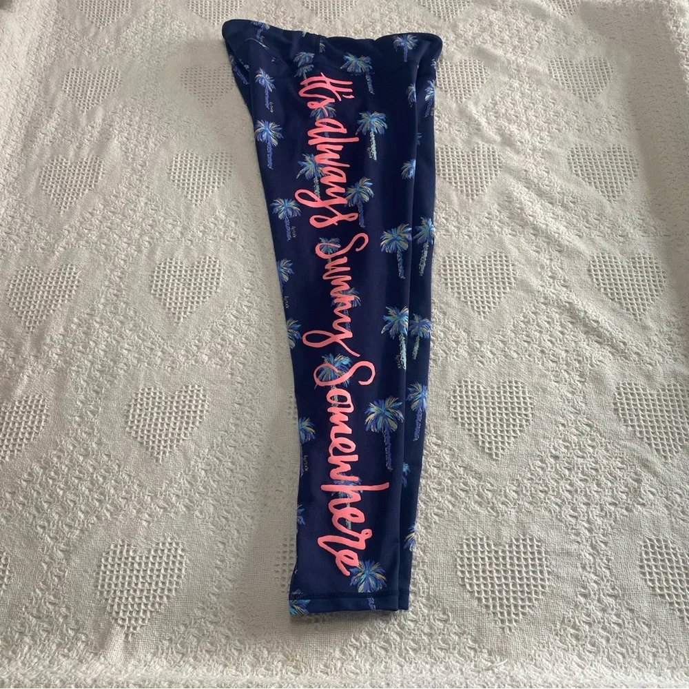 Lilly Pulitzer “It’s Always Sunny Somewhere” Workout Leggings (M)
